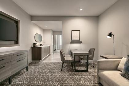 Embassy Suites by Hilton Atlanta Midtown - image 4