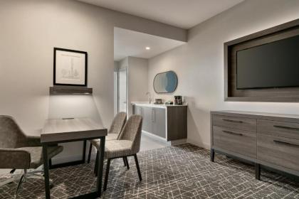 Embassy Suites by Hilton Atlanta Midtown - image 8
