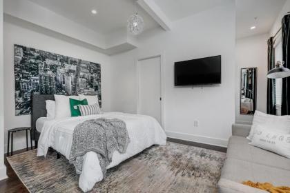 Studio9forty Stayin Alive Studio Apartment 140 - image 1