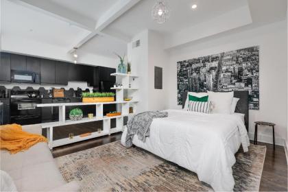 Studio9forty Stayin Alive Studio Apartment 140 - image 2