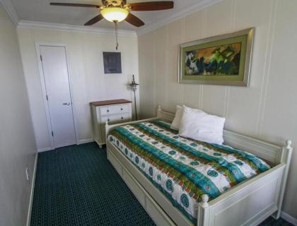 Beautiful Crystal Coast Apartments on Atlantic Beach - image 15