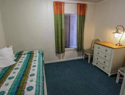 Beautiful Crystal Coast Apartments on Atlantic Beach - image 17