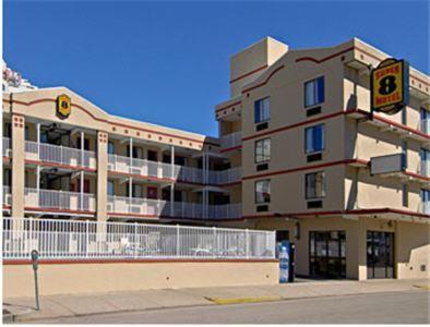 Super 8 by Wyndham Atlantic City - image 5