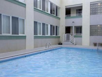 Howard Johnson by Wyndham Atlantic City - image 3