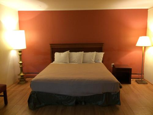 Sunset Inn - 2 - main image