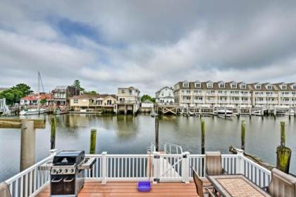 Home with Water Views 1 Mi to Boardwalk and Casinos