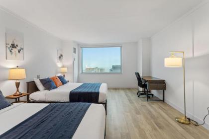 Sleep 6 Stylish 1BR 2BA Beachfront CozySuites - image 10