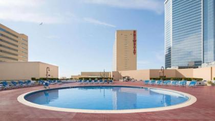 TWO Separate Stylish CozySuites on the Boardwalk