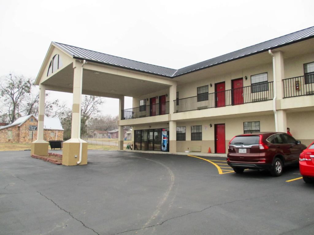 Motel 6-Atoka OK - main image
