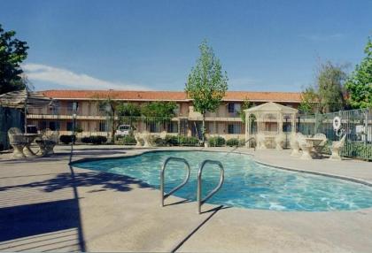 Applegate Inn - image 1