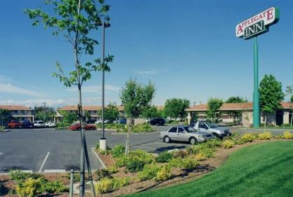 Applegate Inn - image 3