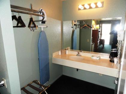 Applegate Inn - image 8