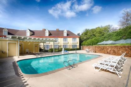 Red Lion Inn  Suites Auburn Auburn California