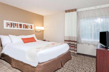 MainStay Suites Detroit Auburn Hills - image 5
