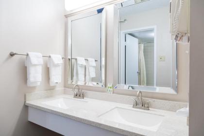 Quality Inn & Suites - image 3