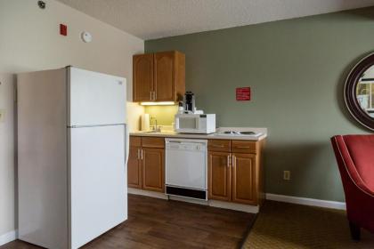 Quality Inn & Suites - image 7