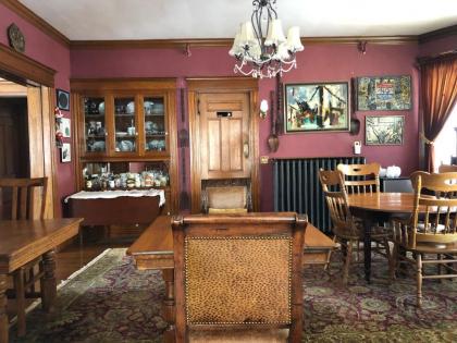 Munroe Inn Boutique Hotel - image 2