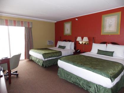 Center Street Value Inn - image 3
