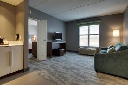 Hampton Inn & Suites Chicago/Aurora - image 9