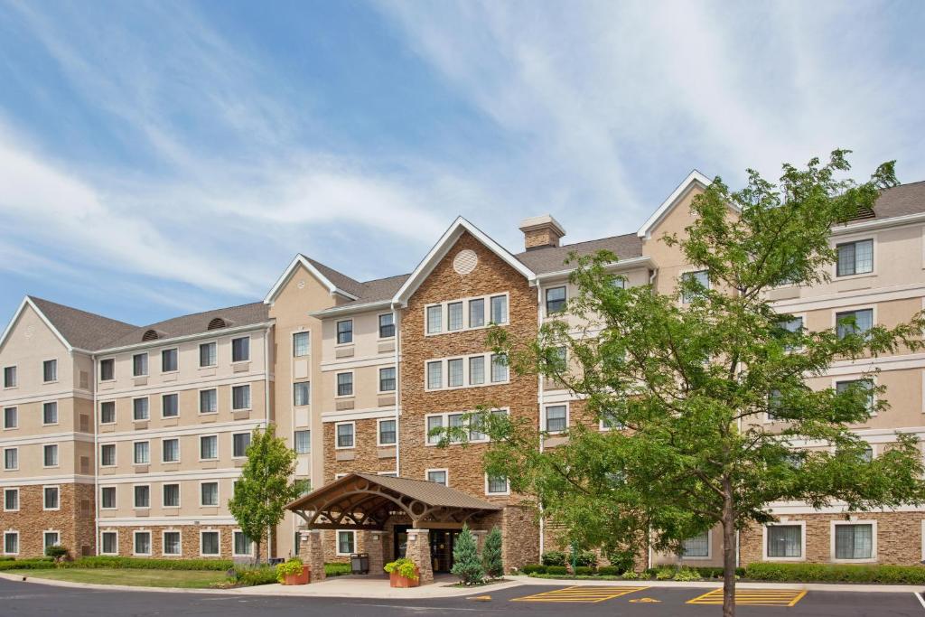 Homewood Suites by Hilton Aurora Naperville - main image