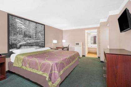 Super 8 by Wyndham Austell/Six Flags - image 6