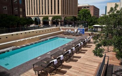 Doubletree Suites By Hilton Austin