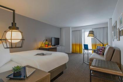 DoubleTree by Hilton Austin - image 4