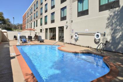 Holiday Inn Express Austin North Central an IHG Hotel - image 2