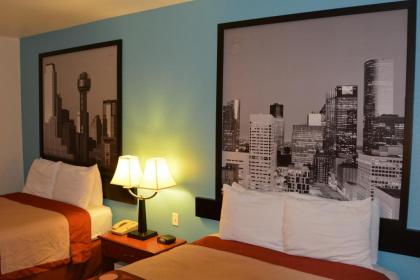 Super 8 by Wyndham Austin/Airport South - image 3
