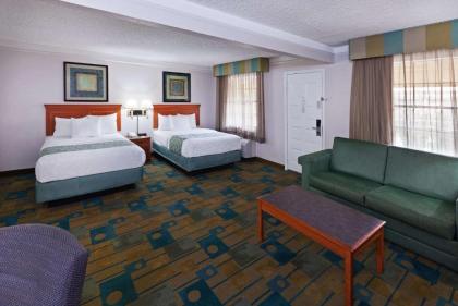 La Quinta Inn by Wyndham Austin Oltorf - image 2