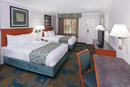La Quinta Inn by Wyndham Austin Oltorf - image 4