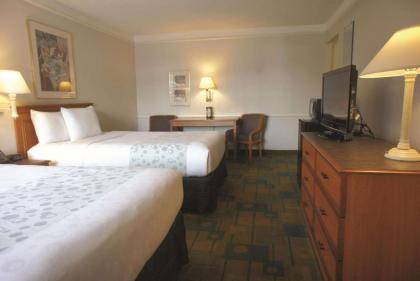 La Quinta Inn by Wyndham Austin University Area - image 2