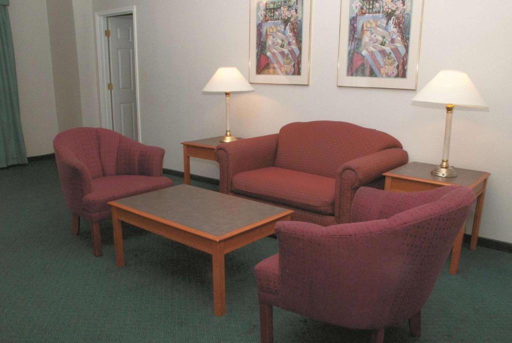 La Quinta Inn by Wyndham Austin University Area - image 3