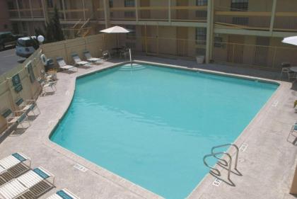 La Quinta Inn by Wyndham Austin University Area - image 5