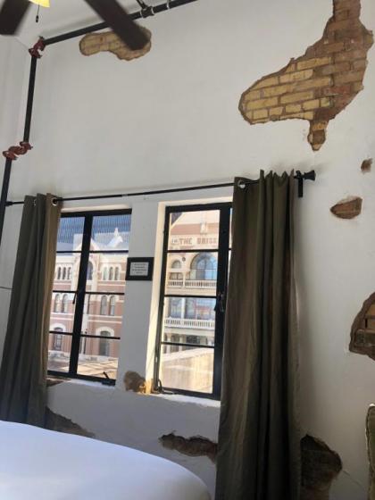 Firehouse Hostel - image 4