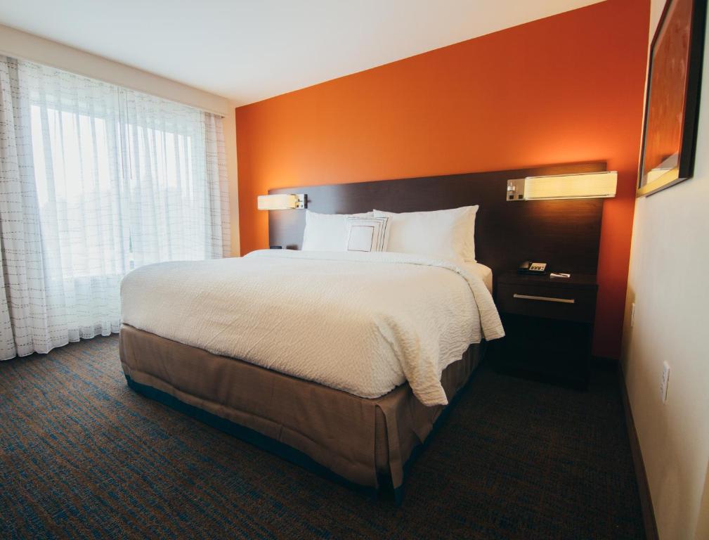 Residence Inn by Marriott Austin Airport - image 3