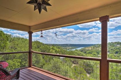 Austin Home with 2 Decks and Views mins to 2 Lakes