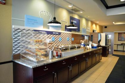 Holiday Inn Express & Suites Youngstown West I 80 an IHG Hotel - image 6