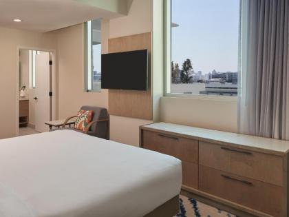 Serena Hotel Aventura Tapestry Collection By Hilton - image 12