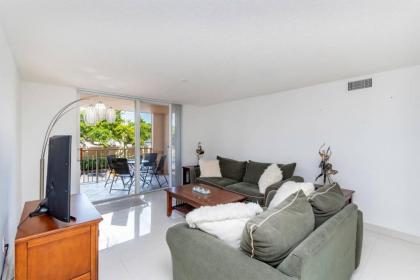 Entire condo at Aventura - image 5