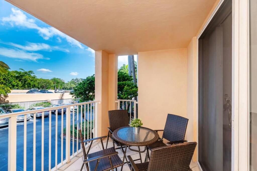 Entire condo at Aventura - image 6