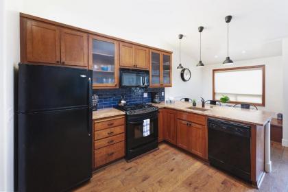 358 Front Street - image 11