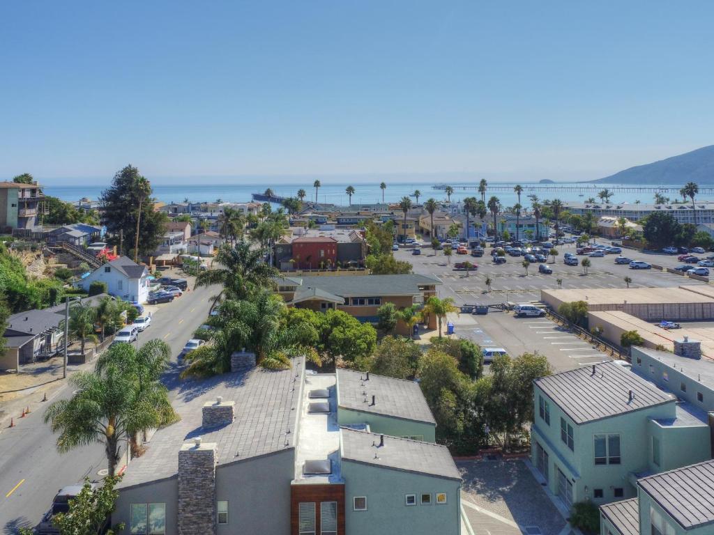 219 San Miguel - image 4