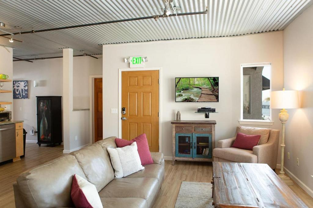 90 San Luis Street Unit A - image 5