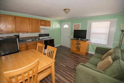 Avon Cottages - image 11