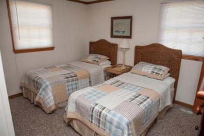 40399 Beachcomber Rd Home - image 10