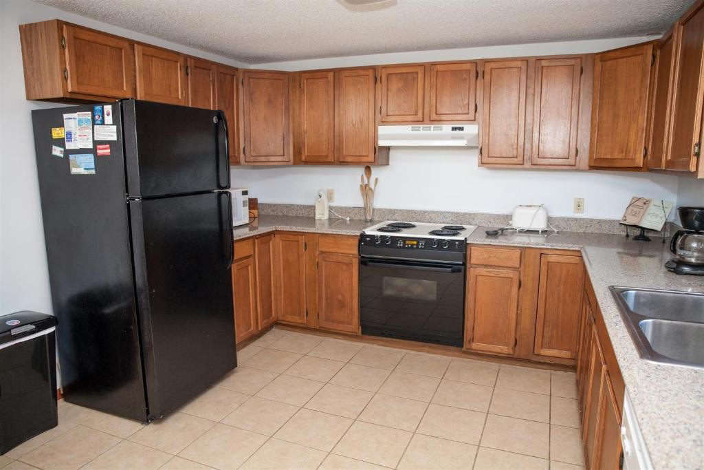 40399 Beachcomber Rd Home - image 4