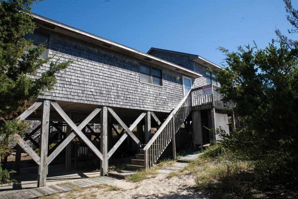 40399 Beachcomber Rd Home - image 6