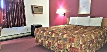 AmeriVu Inn & Suites-Avon - image 6