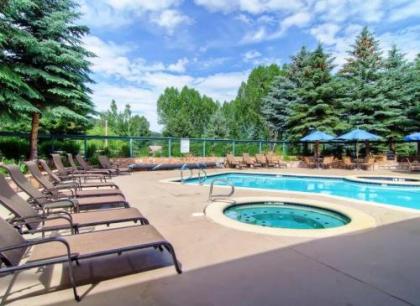 GetAways at Falcon Point Resort - image 2